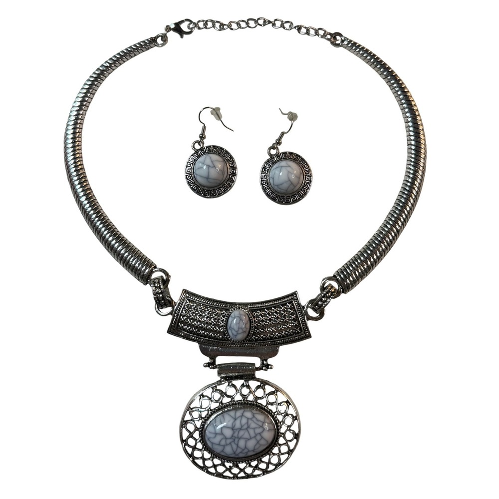 Boho Chic Silver White Howlite Statement Necklace Earrings Set Southwest Vintage